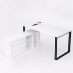 Vyra Series – Executive Desk